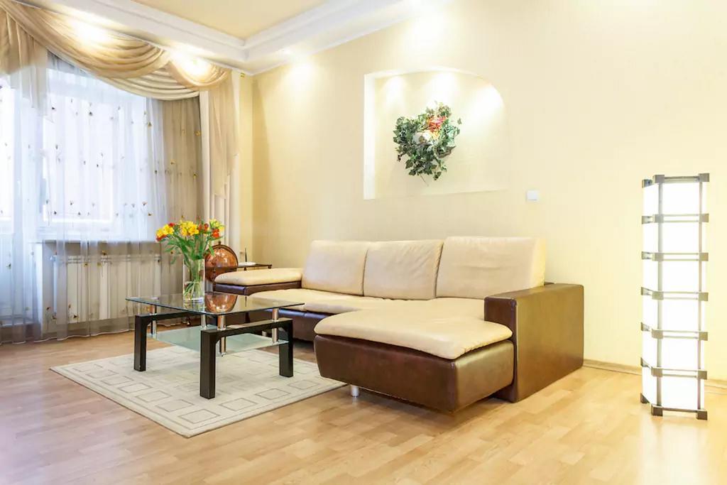 Apartment On Soborniy 177 Zaporizhia Kültér fotó