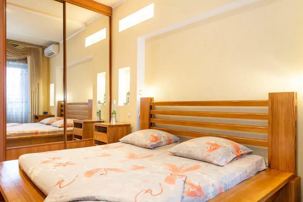 Apartment On Soborniy 177 Zaporizhia Kültér fotó